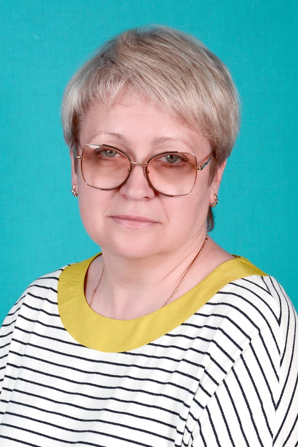 Хацыцева Елена Вячеславовна.